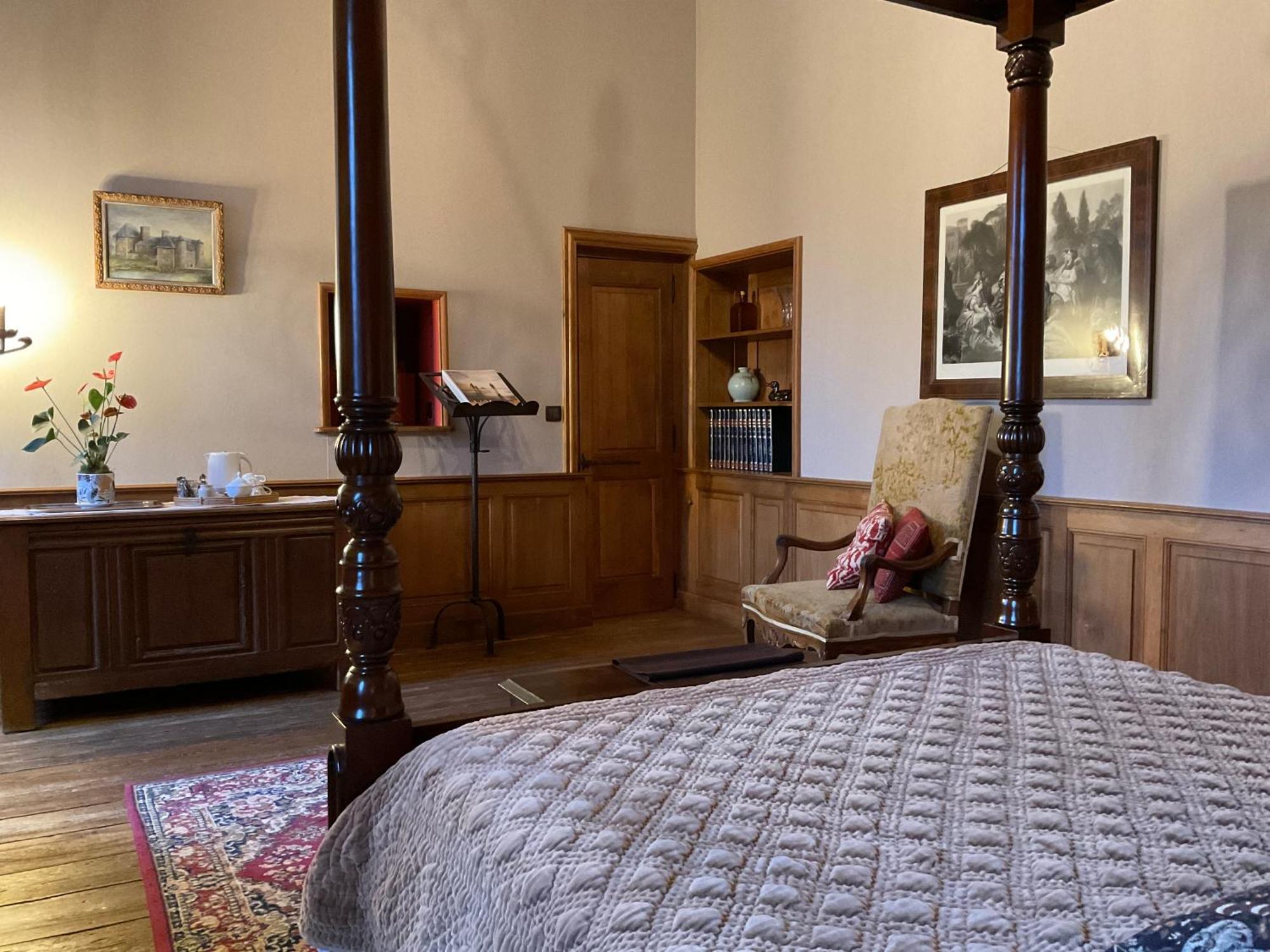 Bed and Breakfast Le Logis D'Équilly Zewnętrze zdjęcie